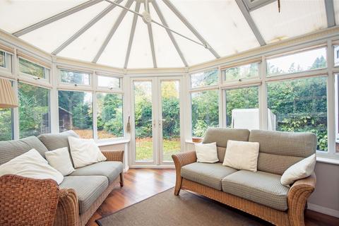 65 Jervis Crescent, Sutton Coldfield, B74 4PN