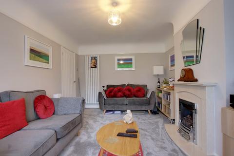 136 Nicholas Crescent, Fareham, PO15 5AN