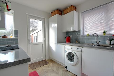 136 Nicholas Crescent, Fareham, PO15 5AN