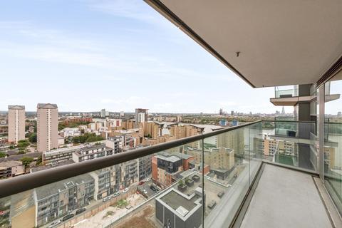 2 bedroom apartment to rent, Landmark East, Canary Wharf, London, E14