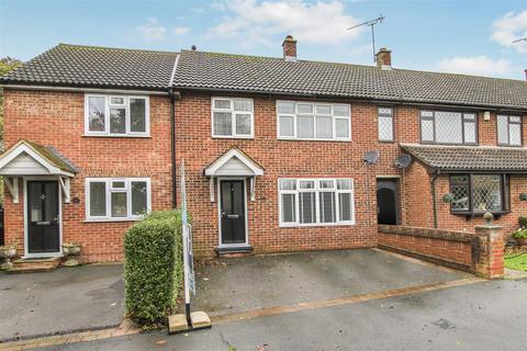 1 Fox Hatch, Kelvedon Hatch, Brentwood, CM15 0AR