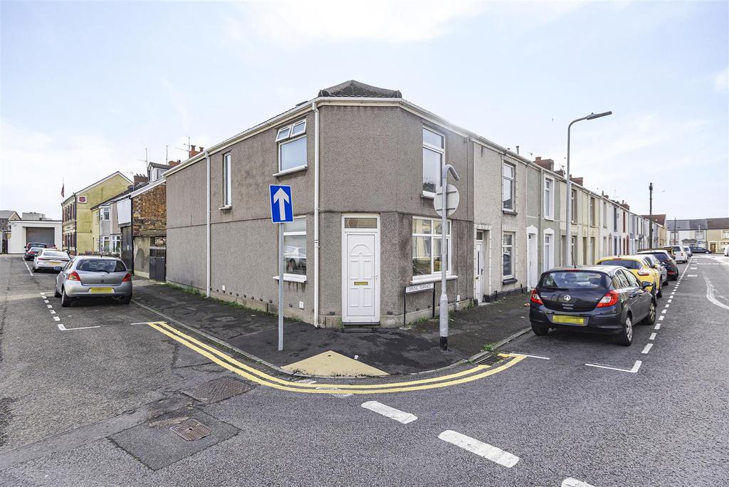 Spring Terrace, Sandfields, Swansea 3 bed end of terrace house £190,000