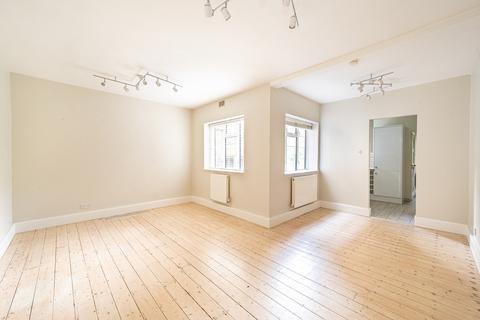 1 bedroom flat for sale - Mackeson Road, London, NW3