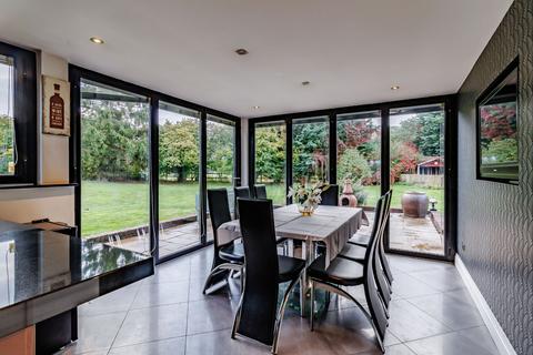 5 bedroom detached house for sale, Missenden Road, Chesham