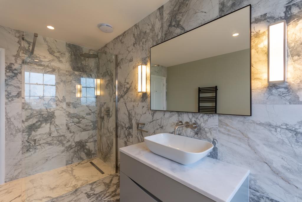 Family bathroom feature