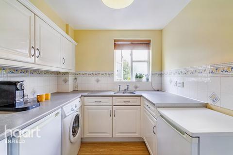 2 bedroom apartment for sale - Gordon Road, Enfield