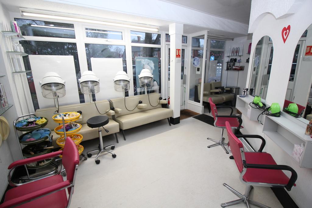 Southgate Urmston End of terrace house for sale £160,000
