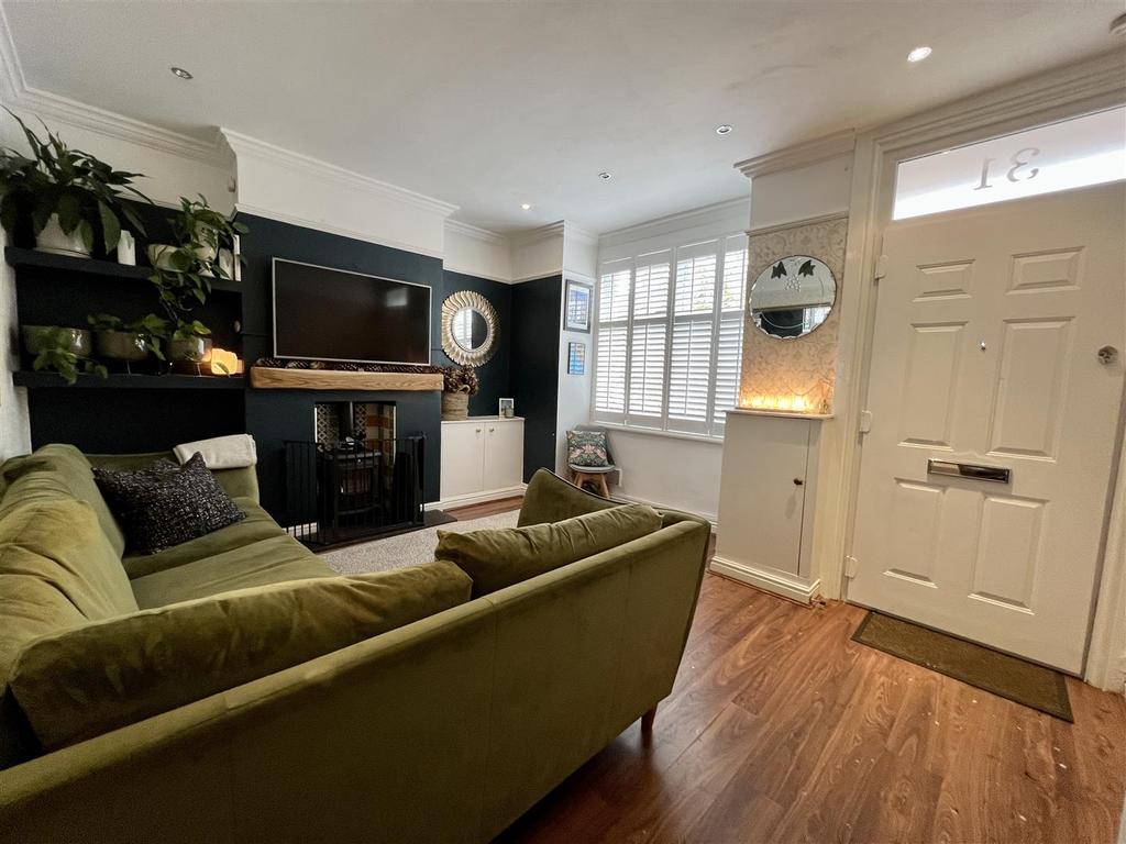 Appleton Road, Hale, Altrincham 3 bed terraced house £575,000