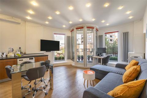 2 bedroom flat for sale, Marshall Street, London