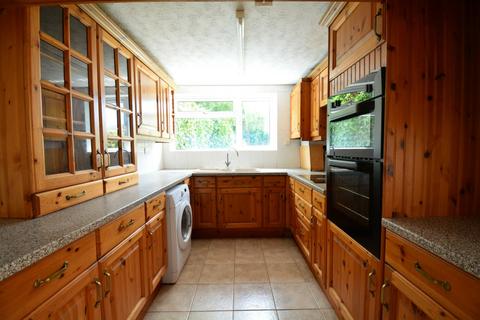 undefined, Premium 5 Double Bed Student House on Parker Road