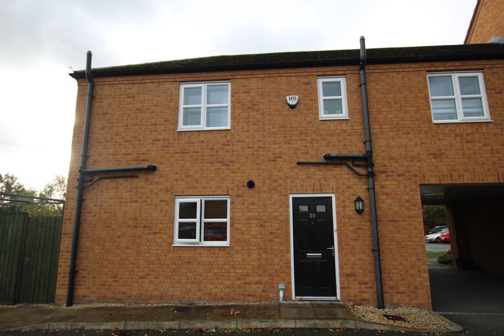 Prestwick Close, Waterside Village... 1 bed apartment £575 pcm (£133 pw)