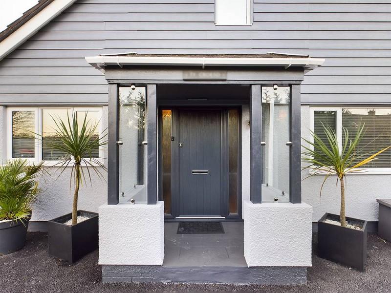 Entrance Porch