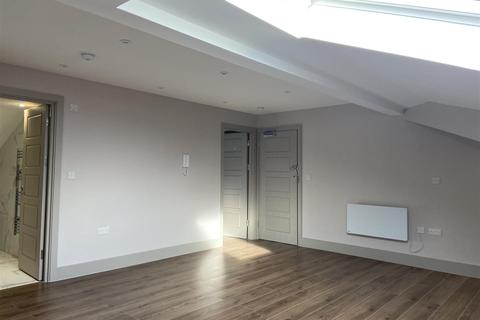 1 bedroom apartment to rent - Quilters Way, Aylesbury