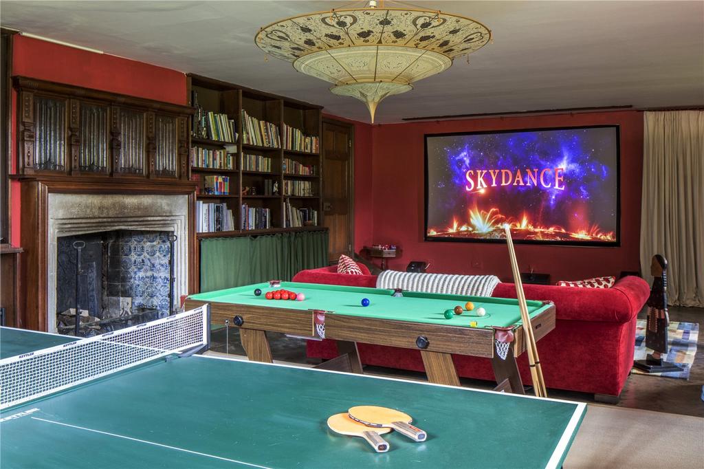 Cinema/Games Room