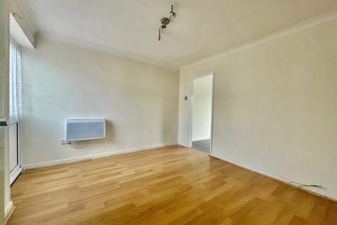 2 bedroom terraced house to rent, Dalberg Way, Abbey Wood, London, SE2