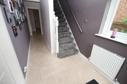 16 Sorrin Close, Idle, Bradford, BD10 8QF