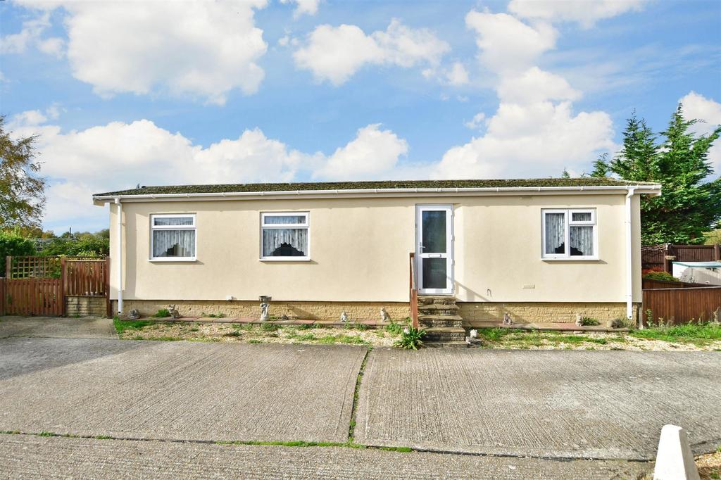 Shripney Road, Bognor Regis, West Sussex 2 bed park home for sale £