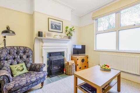 38 Robson Road, London, SE27 9LB