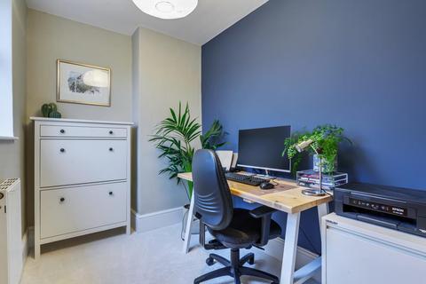 38 Robson Road, London, SE27 9LB