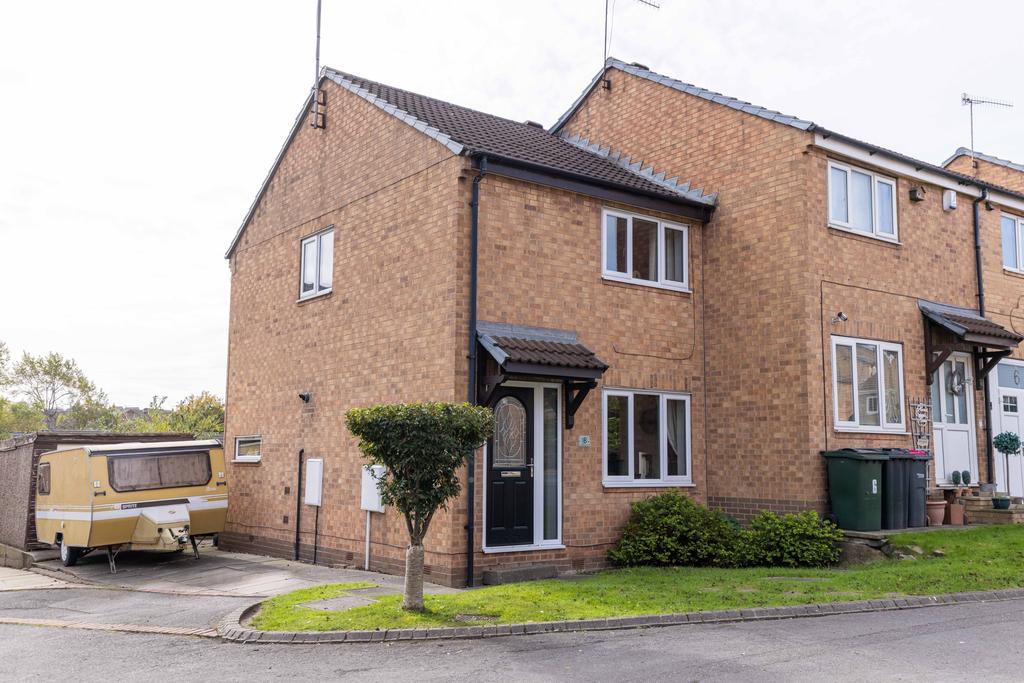 Hadrian Road, Brinsworth, Rotherham, S60 2 bed semidetached house £