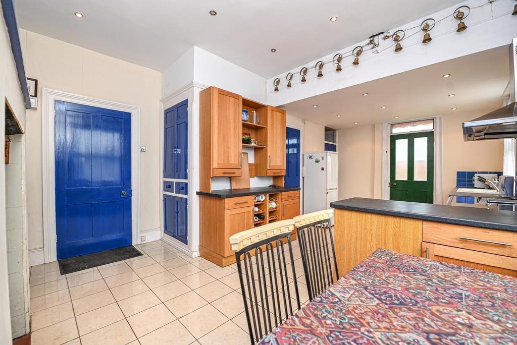 Kitchen-Breakfast Room