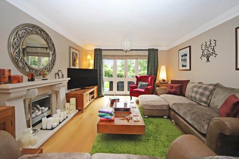 4 bedroom detached house for sale, Wilstone