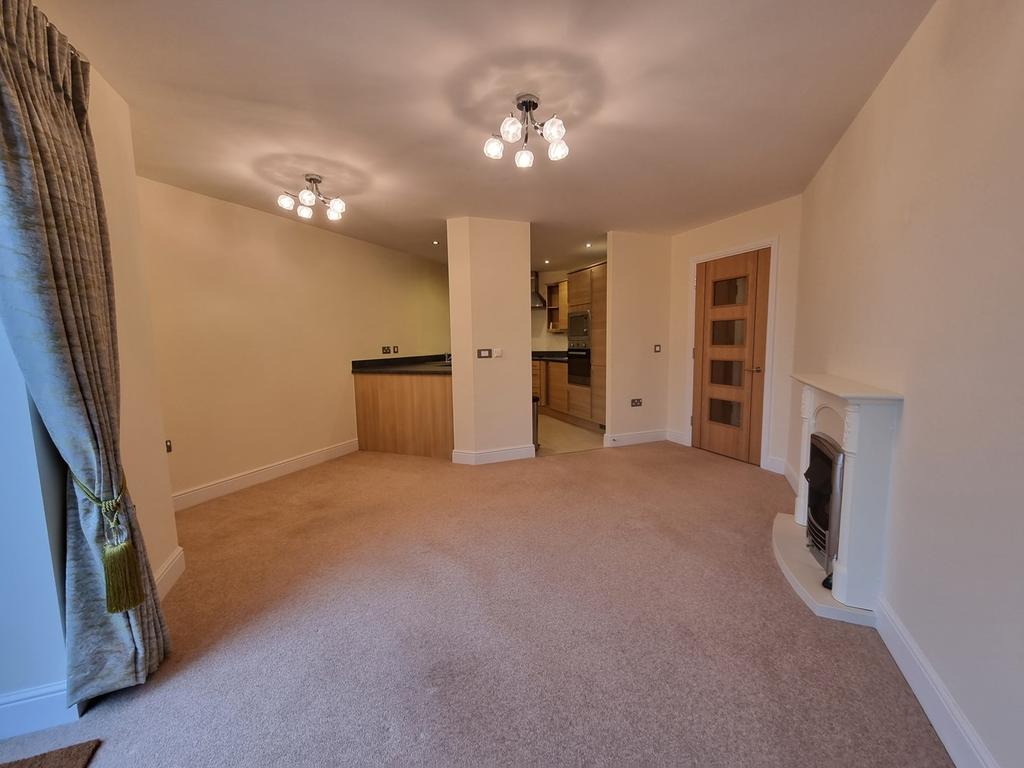 Park Road, Hagley, Stourbridge, DY9 1 bed apartment £750 pcm (£173 pw)