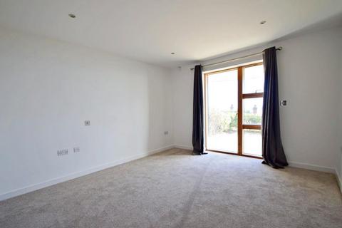 2 bedroom flat to rent - Bournemouth