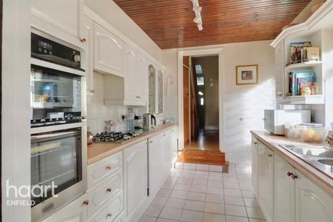 102 Bury Street, London, N9 7JR