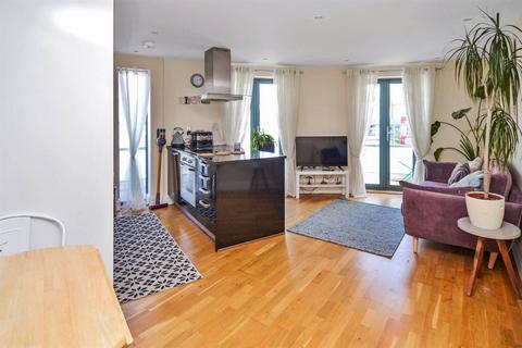 2 bedroom apartment for sale, Kingsdown Park, Tankerton, Whitstable
