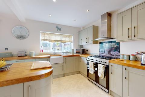 3 Flamingo Drive, Herne Bay, CT6 5RY