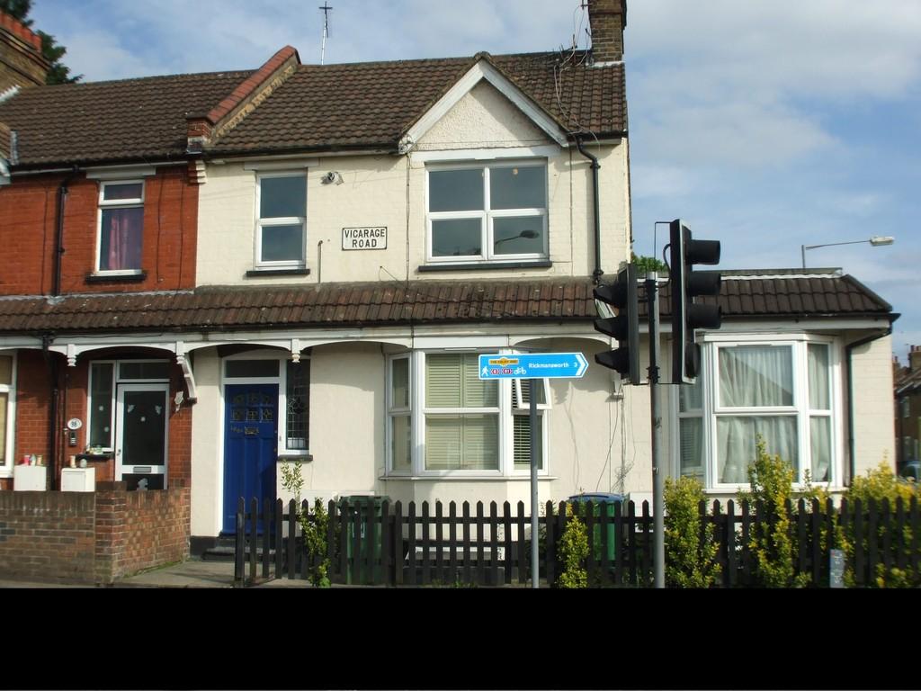 Vicarage Road Watford 1 Bed Flat 900 Pcm 208 Pw   Image 0 1024x1024 