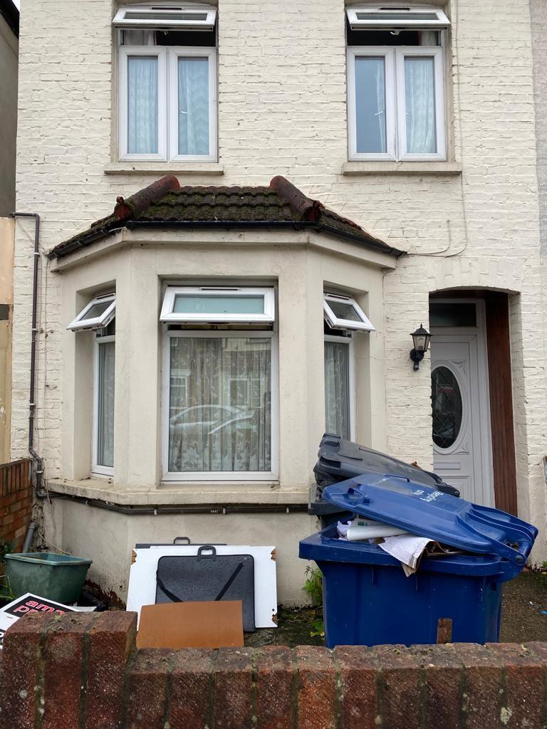 Clarence Street, Southall 3 bed terraced house £2,100 pcm (£485 pw)