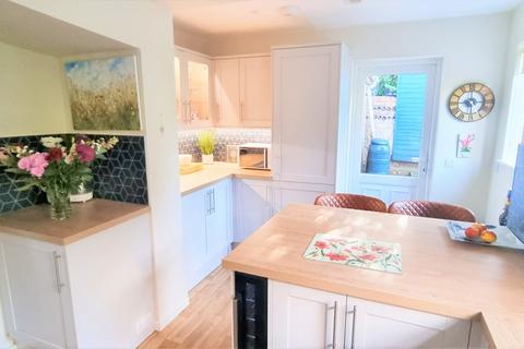 5 Grandisson Drive, Ottery St Mary, EX11 1JD
