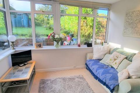 5 Grandisson Drive, Ottery St Mary, EX11 1JD