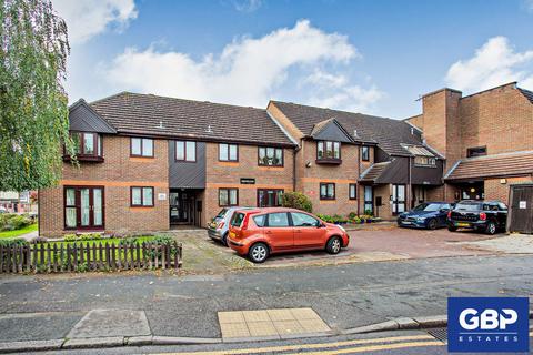 1 bedroom apartment for sale - Mawney Road, Romford