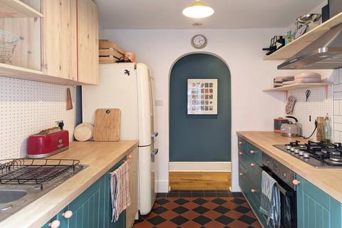 186 Dames Road, London, E7 0EB
