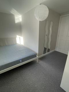 2 bedroom apartment to rent, Chester Street, Saltney