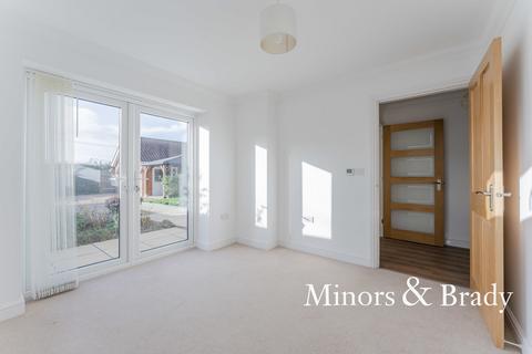 71a Blofield Corner Road, Little Plumstead, Norwich, NR13 5HU