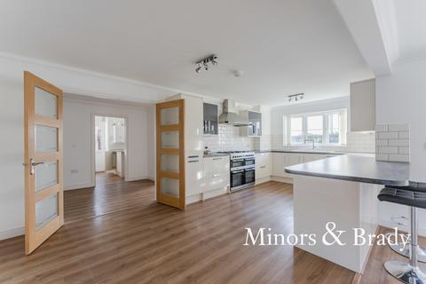 71a Blofield Corner Road, Little Plumstead, Norwich, NR13 5HU