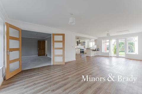 71a Blofield Corner Road, Little Plumstead, Norwich, NR13 5HU