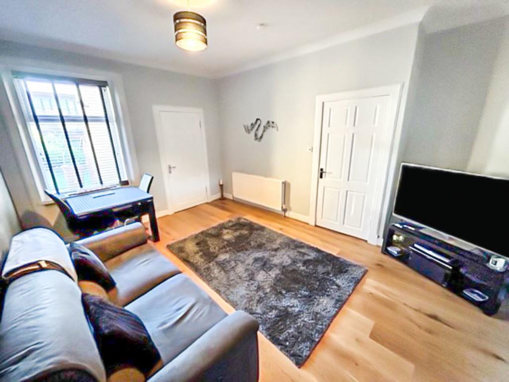 Landel Street, Markinch 1 bed apartment £550 pcm (£127 pw)