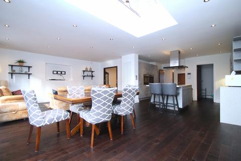 undefined, Fencepiece Road, Chigwell, Essex, IG7
