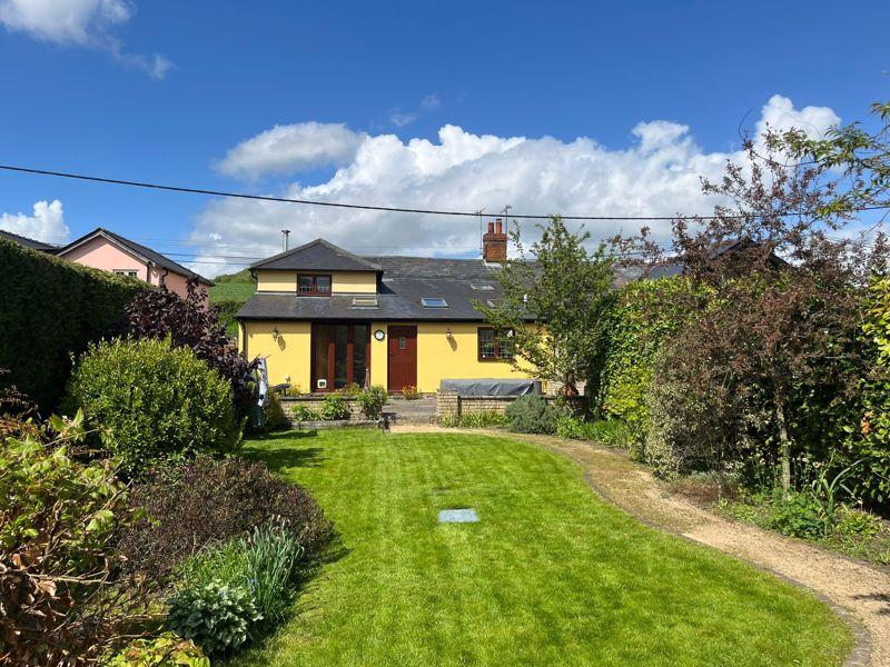 Stowmarket Road, Rattlesden 3 bed property for sale £475,000