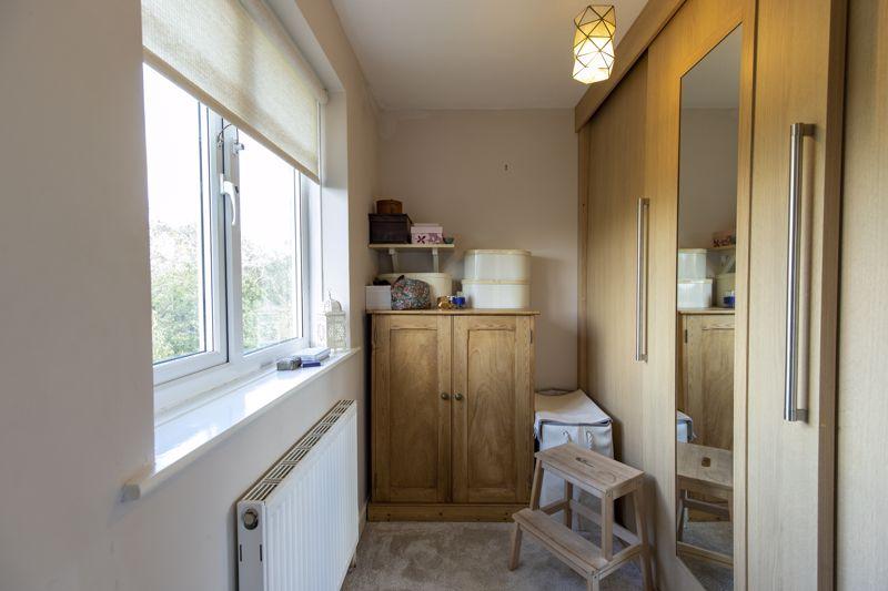 Bedroom 4 /...