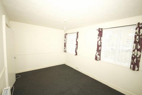 1 bedroom flat to rent, Green Porch Close, Sittingbourne