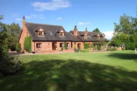 4 bedroom barn conversion for sale - Paradise Lane, Church Minshull, Nantwich CW5 6EE