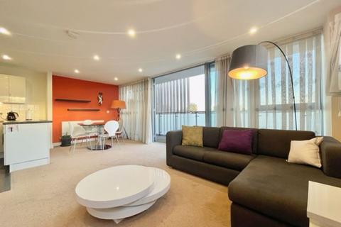 2 bedroom apartment to rent, Dragonfly Close, E13