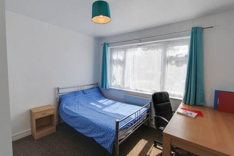 3 bedroom flat to rent - Shaftsbury Road, , Canterbury