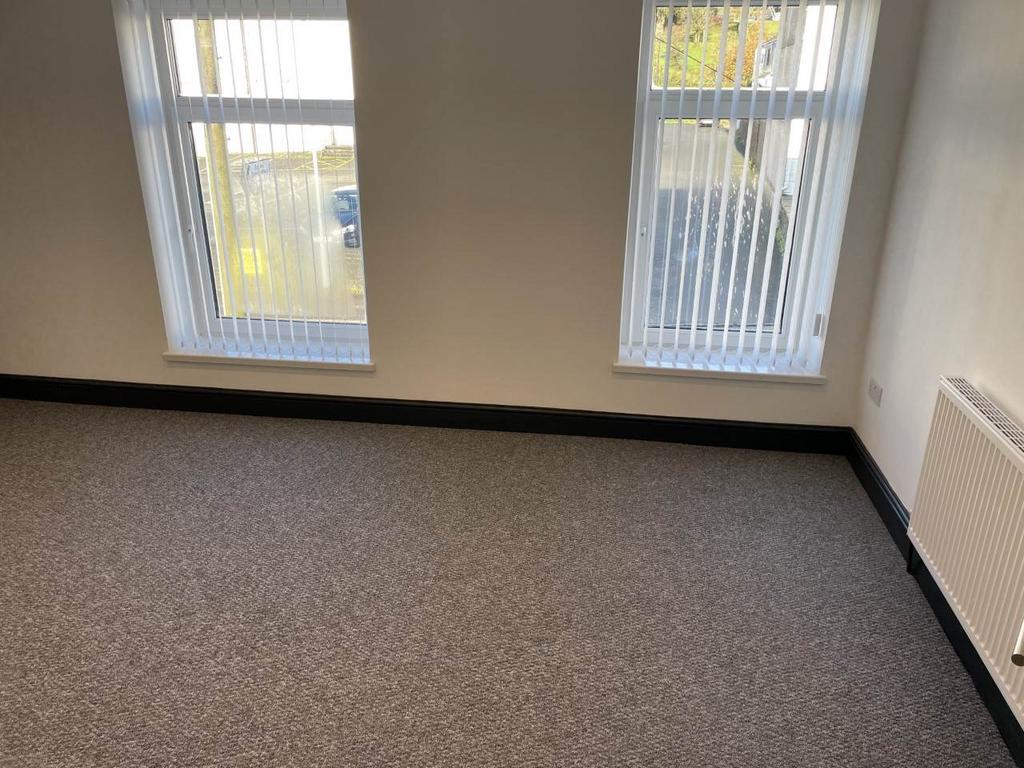 Apartment in Swansea - More